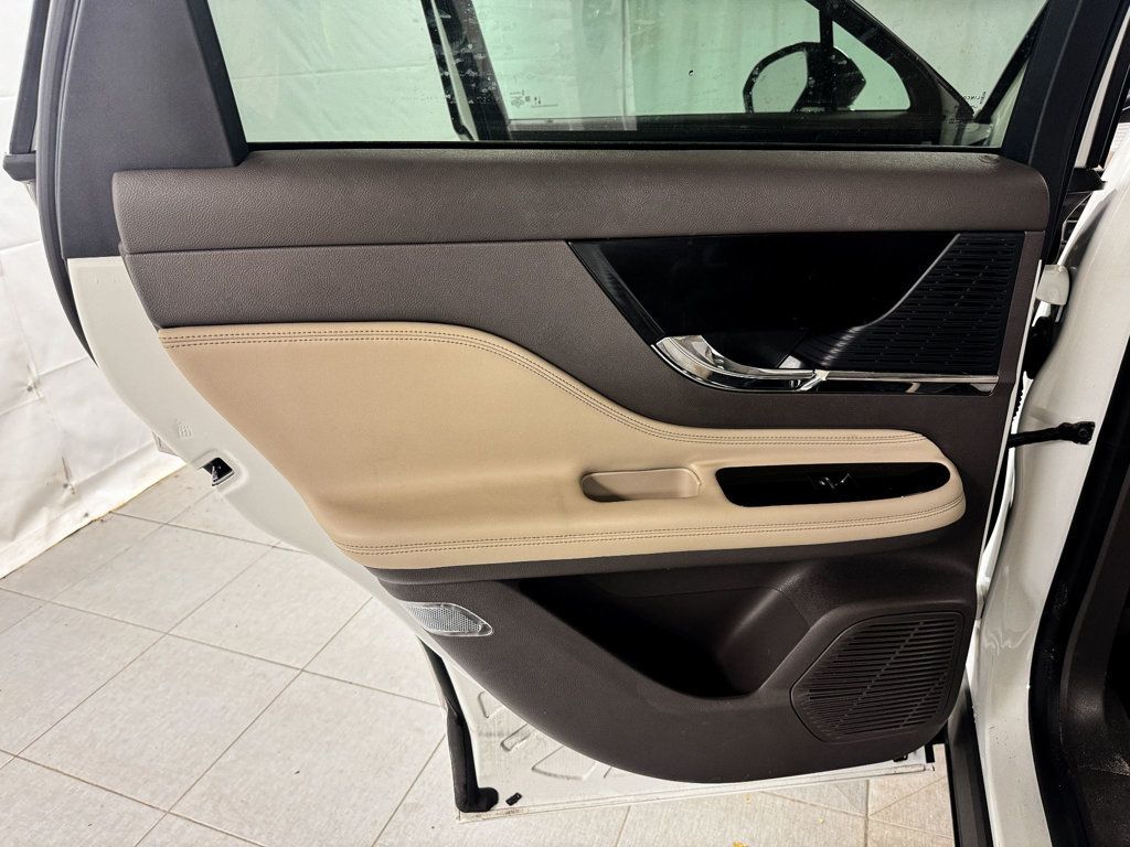 2020 Lincoln Corsair Standard FWD - 22954761 - 12