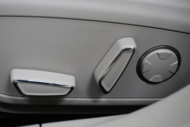 2020 Lincoln MKZ Hybrid Reserve FWD - 22928540 - 14