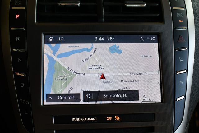 2020 Lincoln MKZ Hybrid Reserve FWD Sedan W/Equipment Group 500A - 22898589 - 50