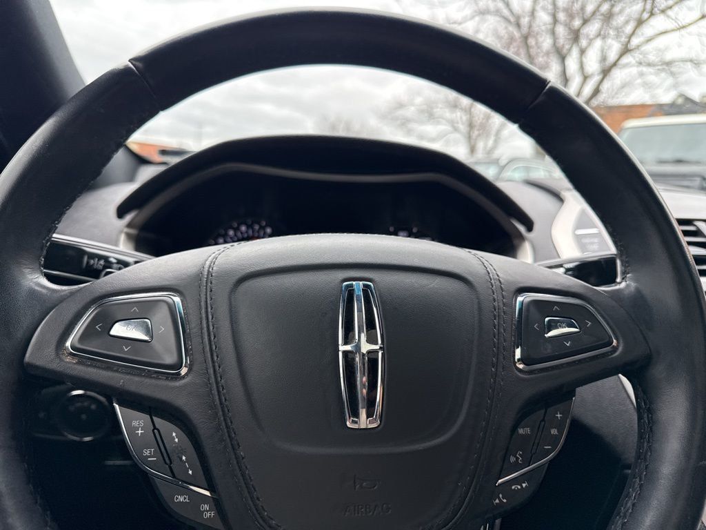 2020 Lincoln MKZ Reserve AWD - 22995334 - 9