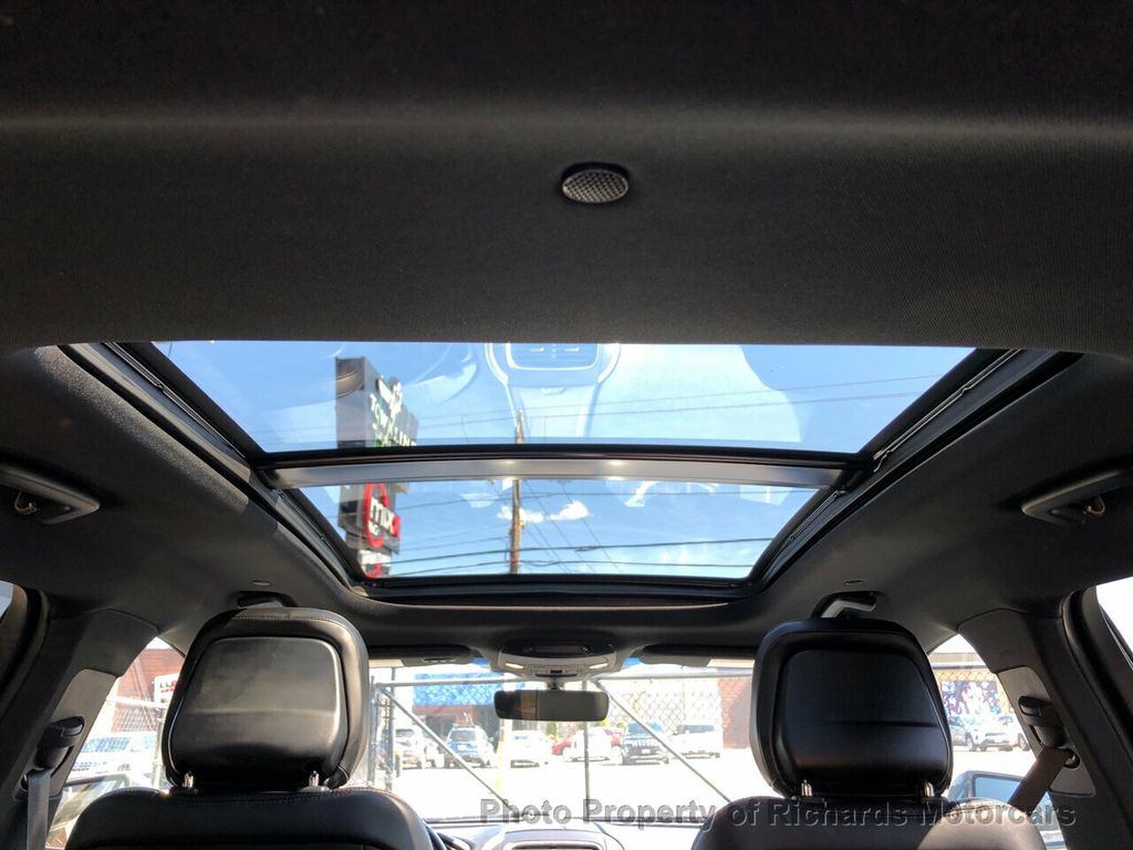 2020 Lincoln Nautilus Reserve AWD - 21348887 - 9