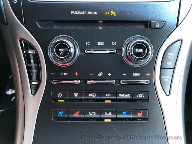 2020 Lincoln Nautilus Reserve AWD - 21348887 - 17