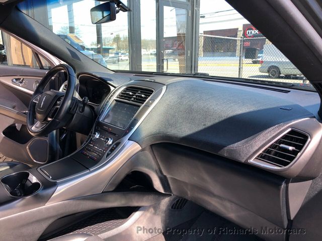 2020 Lincoln Nautilus Reserve AWD - 21348887 - 20