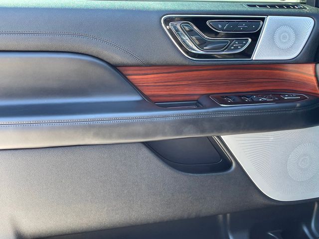 2020 Lincoln Navigator Reserve 4x4 - 23009768 - 13