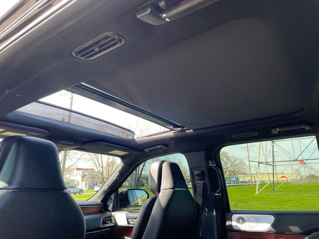 2020 Lincoln Navigator Reserve 4x4 - 23009768 - 19