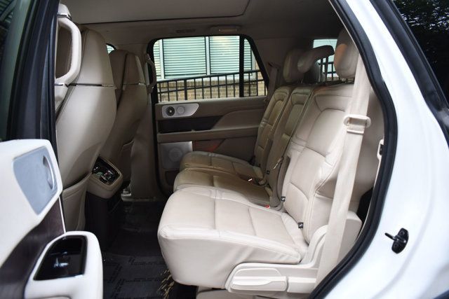 2020 Lincoln Navigator Reserve 4x4 - 23044591 - 39