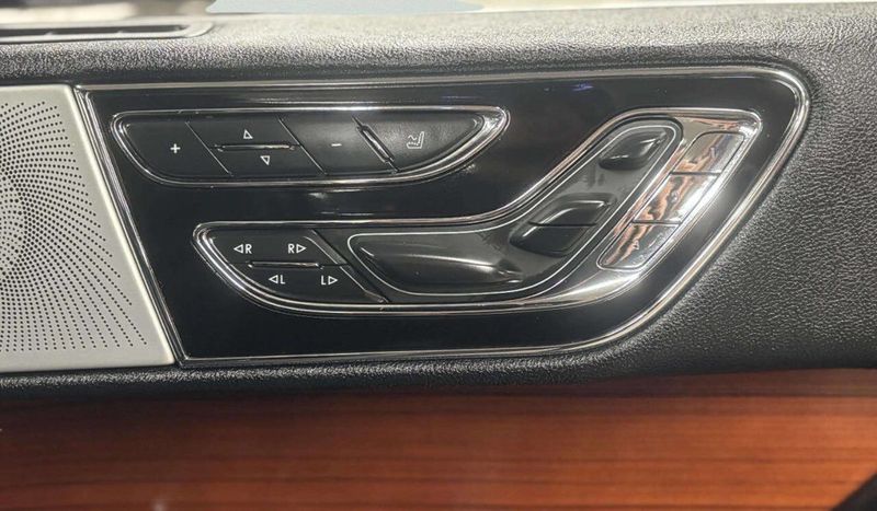 2020 Lincoln Navigator Reserve 4x4 - 22985764 - 30