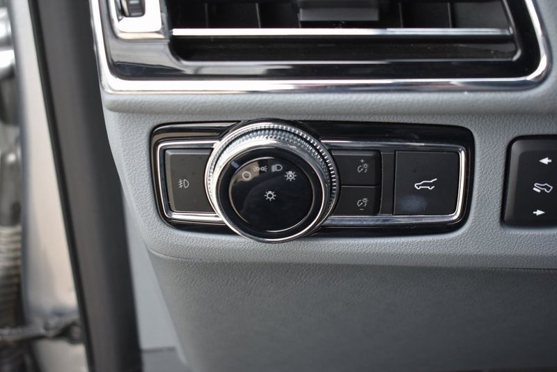 2020 Lincoln Navigator Reserve photo 21