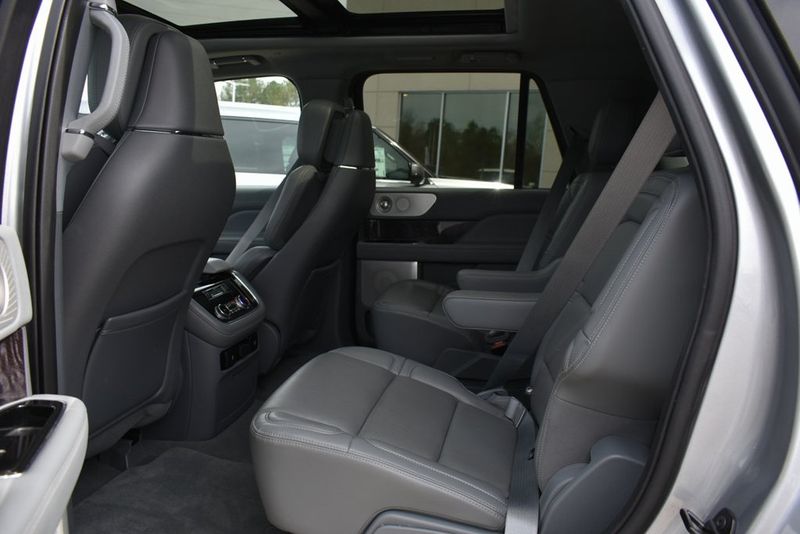 2020 Lincoln Navigator Reserve photo 8