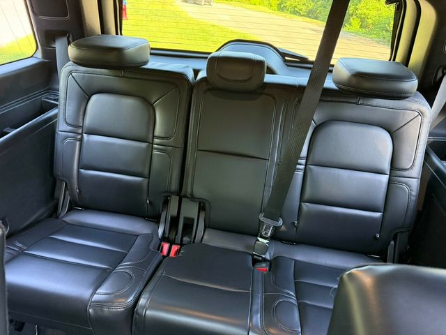 2020 Lincoln Navigator Reserve, 4x4, Head Up Display, 30 Way Perfect Position Seating - 23025349 - 27