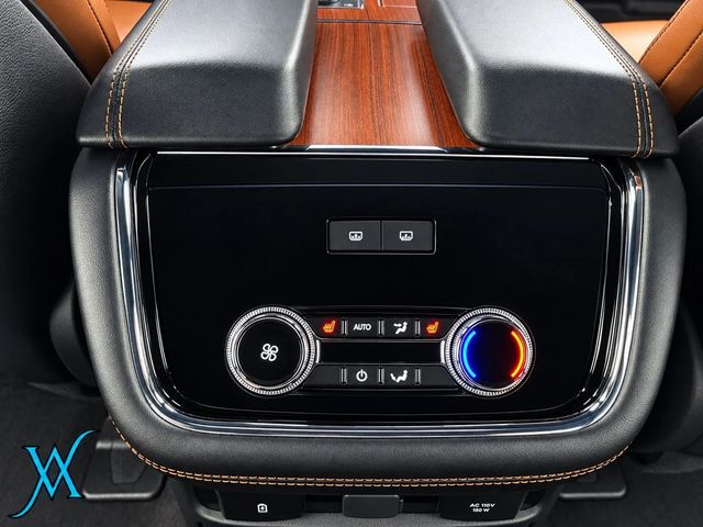 2020 Lincoln Navigator Reserve Sport Utility 4D - 23095983 - 37