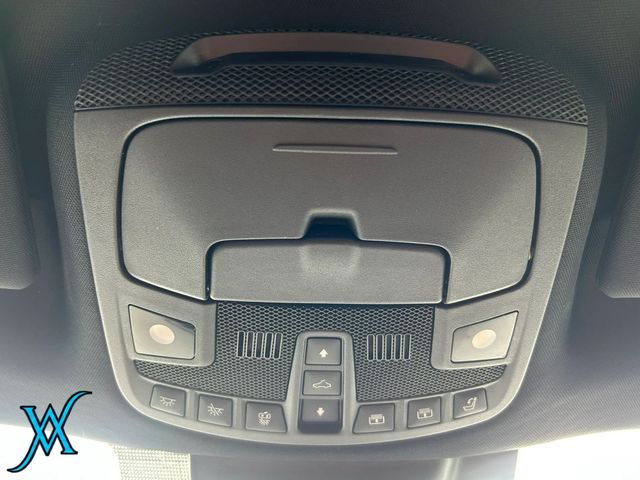 2020 Lincoln Navigator Reserve Sport Utility 4D - 23095983 - 39