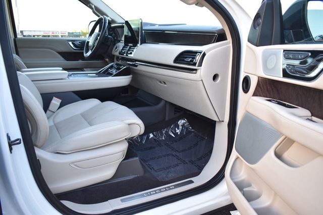 2020 Lincoln Navigator L Reserve 4x4 - 23099685 - 18