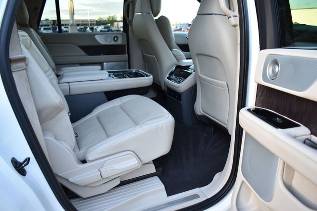 2020 Lincoln Navigator L Reserve 4x4 - 23099685 - 24