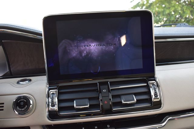2020 Lincoln Navigator L Reserve 4x4 - 23099685 - 44