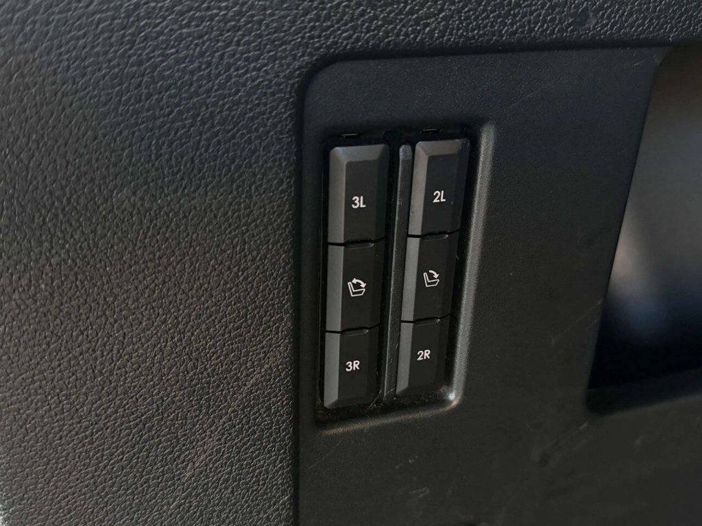 2020 Lincoln Navigator L Reserve 4x4 - 22984325 - 5