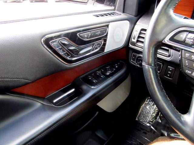 2020 Lincoln Navigator L Reserve 4x4 - 23061852 - 35