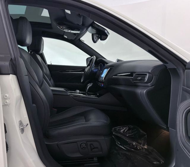 2020 Maserati Levante Base - 23028773 - 24