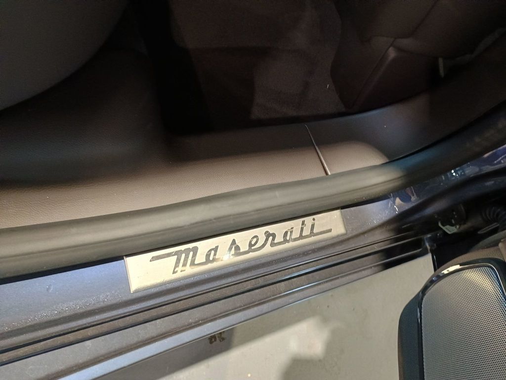 2020 Maserati Quattroporte S Q4 GranLusso 3.0L 1 Owner Clean Carfax - 22998616 - 32