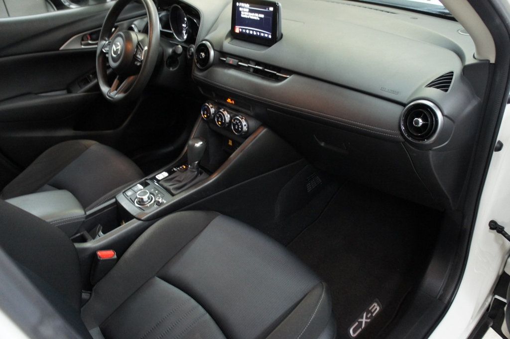 2020 Mazda CX-3 Sport photo 4