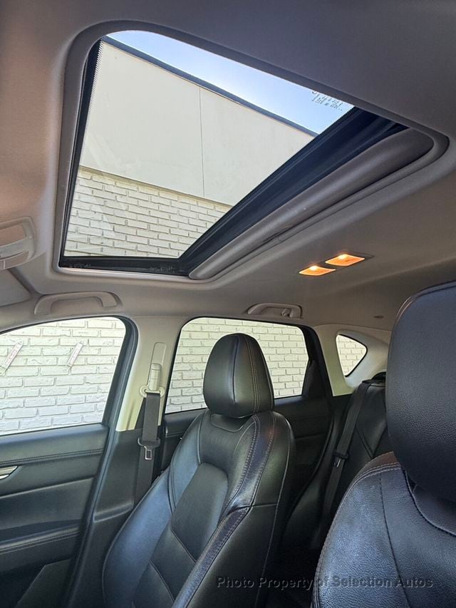 2020 Mazda CX-5 GRAND TOURING AWD W/MOONROOF & APPLE CARPLAY - 23096117 - 31