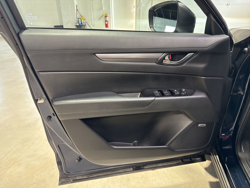2020 Mazda CX-5 Touring AWD - 23031563 - 29