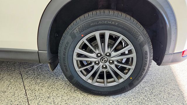 2020 Mazda CX-5 Touring AWD w/ Preferred Equipment Pkg - 23009486 - 8