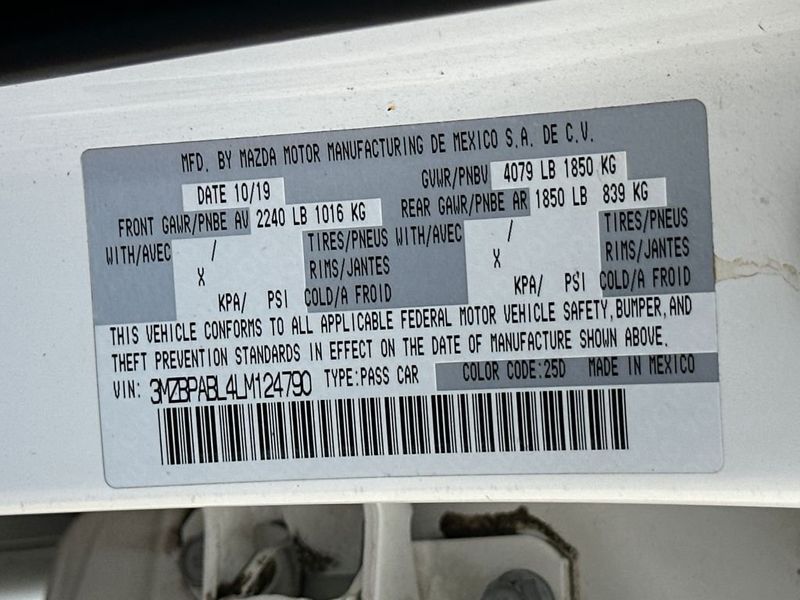 2020 Mazda Mazda3 Sedan FWD - 23039571 - 21