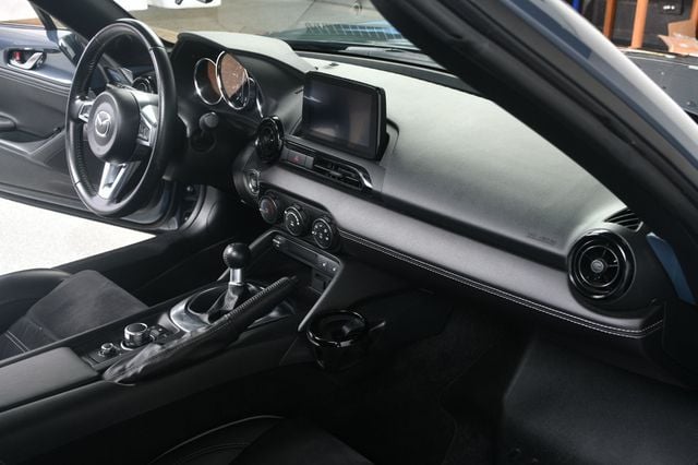 2020 Mazda MX-5 Miata RF Club Manual - 23029226 - 30
