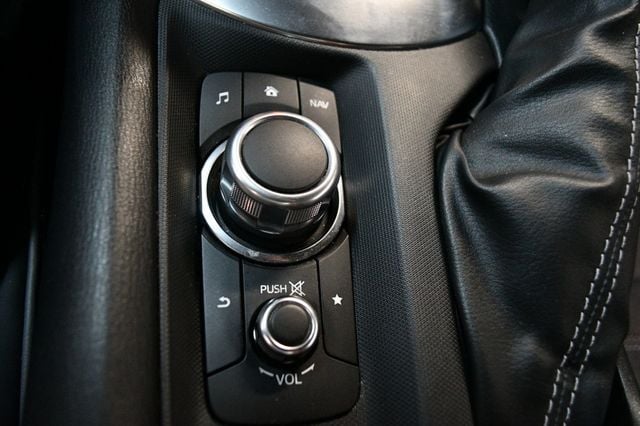 2020 Mazda MX-5 Miata RF Club Manual - 23029226 - 55