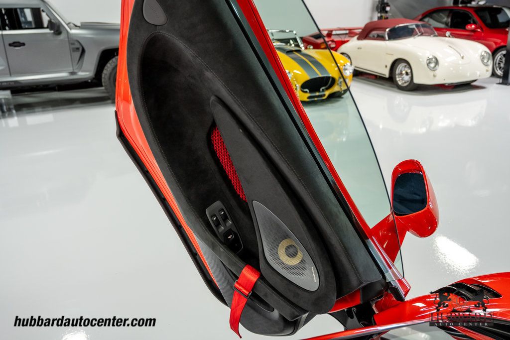 2020 McLaren 620R  - 23067067 - 15