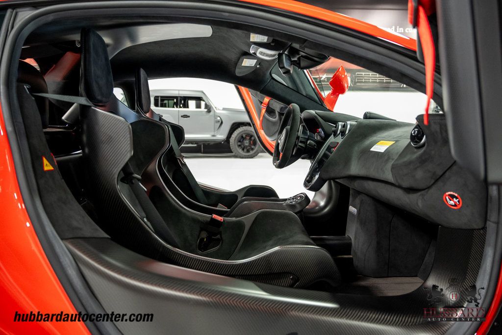 2020 McLaren 620R  - 23067067 - 25