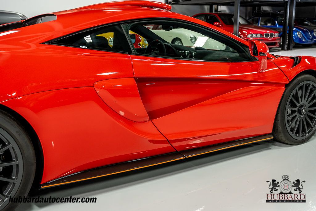 2020 McLaren 620R  - 23067067 - 43