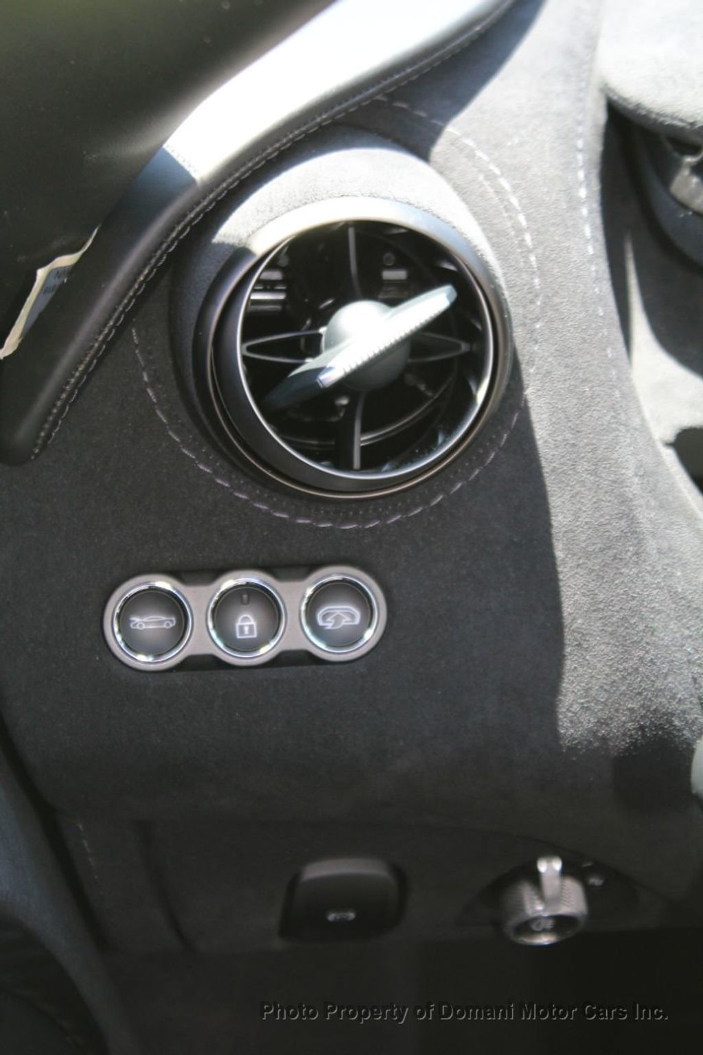 2020 Mclaren 720S photo 32