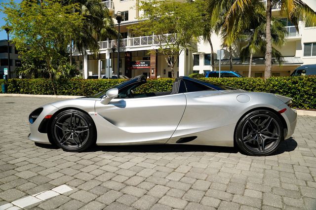 2020 McLaren 720S Luxury Spider - 22938050 - 17