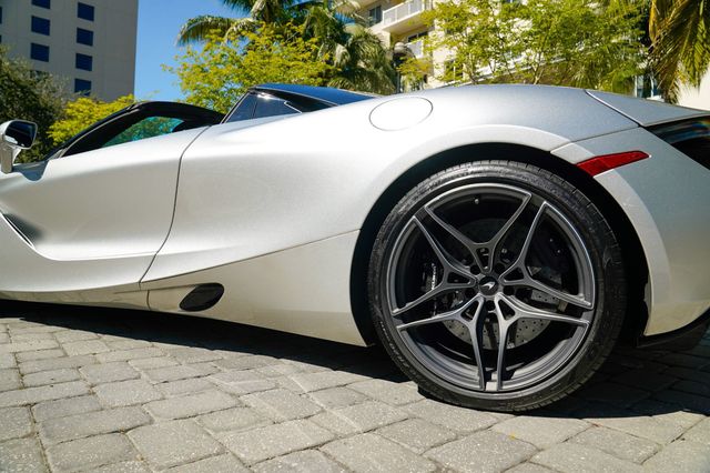 2020 McLaren 720S Luxury Spider - 22938050 - 20