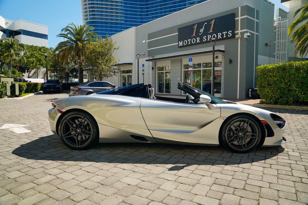 2020 McLaren 720S Luxury Spider - 22938050 - 35