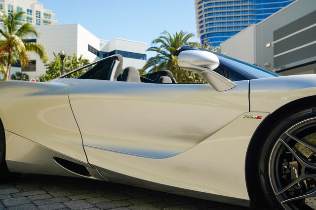 2020 McLaren 720S Luxury Spider - 22938050 - 39