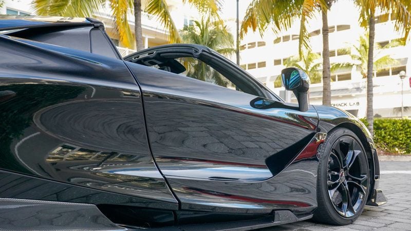 2020 McLaren 720S Luxury Spider - 22949221 - 30