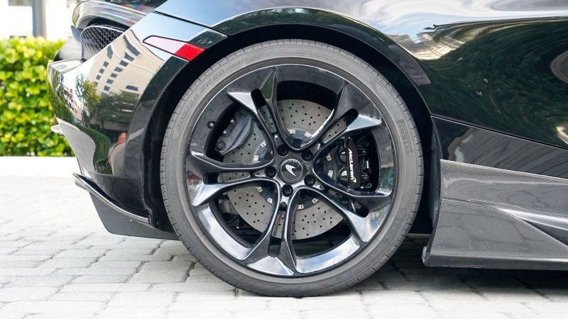 2020 McLaren 720S Luxury Spider - 22949221 - 32