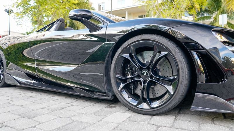 2020 McLaren 720S Luxury Spider - 22949221 - 36
