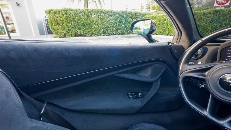 2020 McLaren 720S Luxury Spider - 22949221 - 52