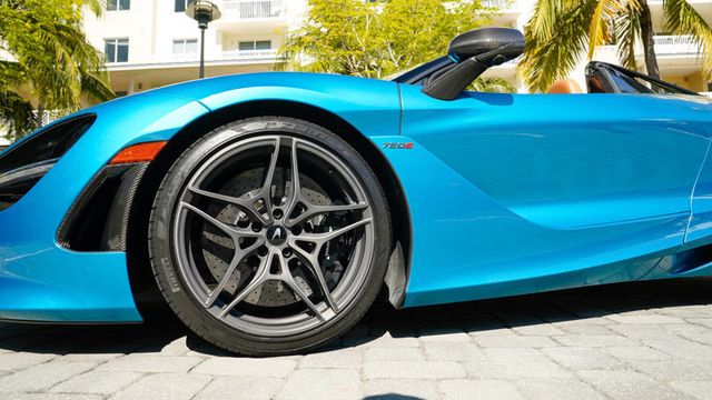 2020 McLaren 720S Luxury Spider - 22949521 - 11