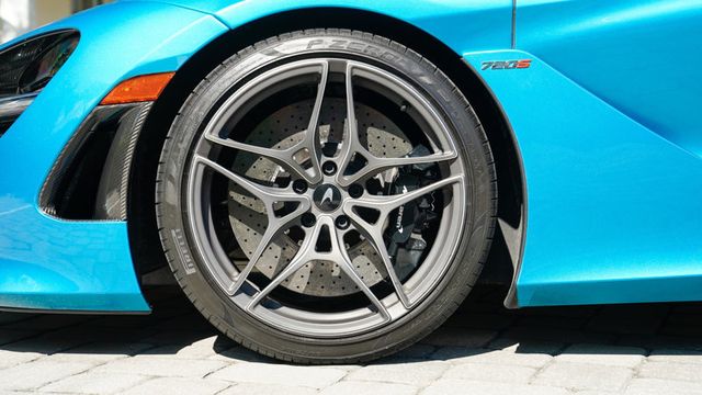 2020 McLaren 720S Luxury Spider - 22949521 - 13