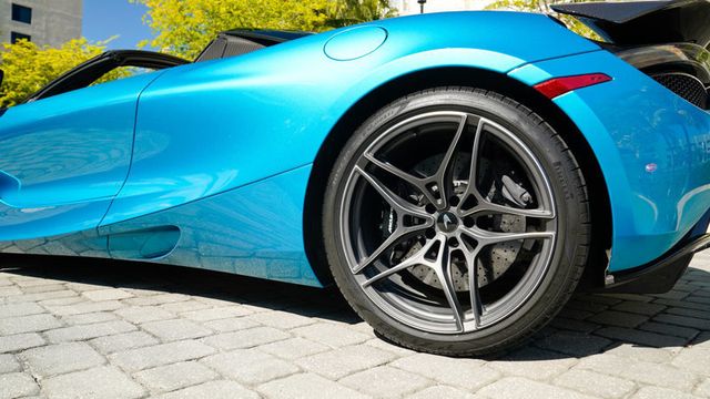 2020 McLaren 720S Luxury Spider - 22949521 - 17