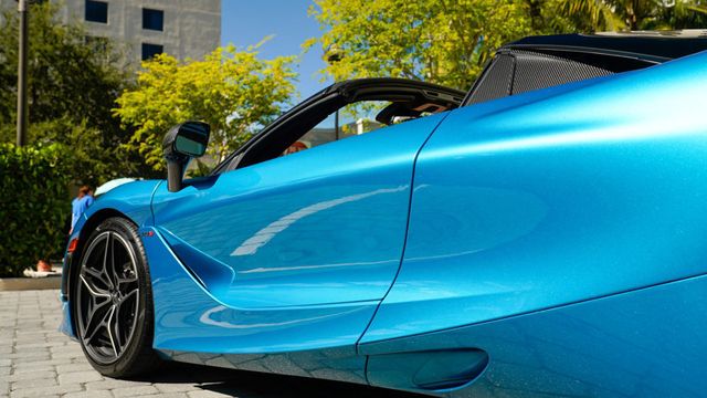 2020 McLaren 720S Luxury Spider - 22949521 - 18