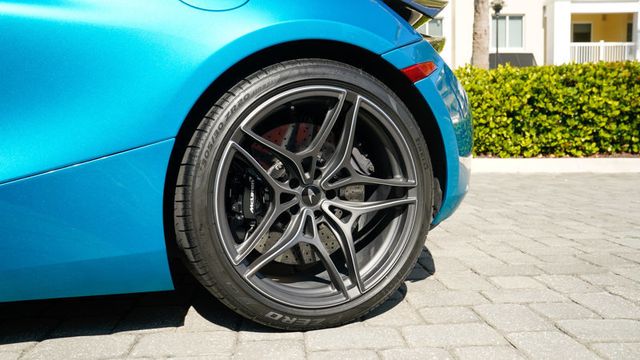 2020 McLaren 720S Luxury Spider - 22949521 - 47