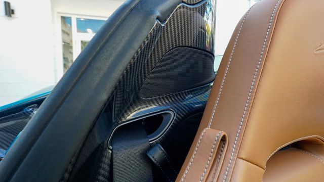 2020 McLaren 720S Luxury Spider - 22949521 - 89