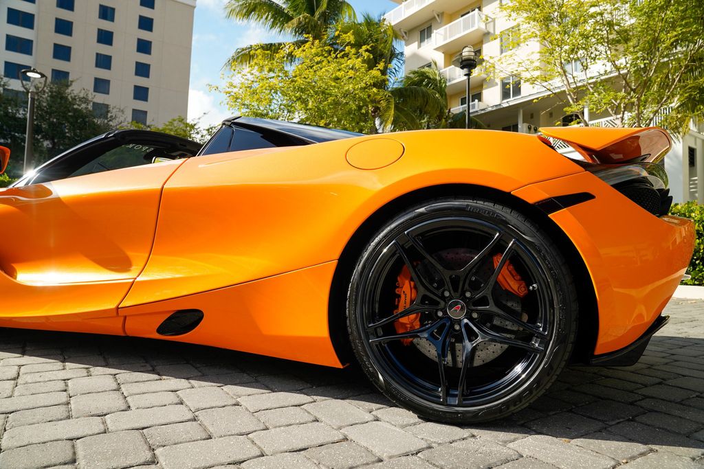 2020 McLaren 720S Luxury Spider - 22952697 - 17