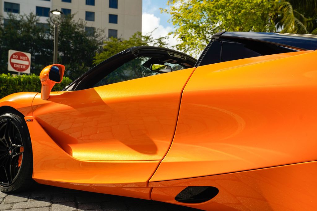2020 McLaren 720S Luxury Spider - 22952697 - 18